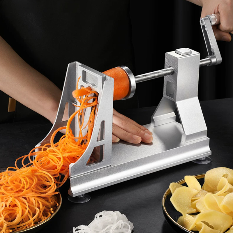 Spiralizer Vegetable Noodle - 金属製野菜スパイラライザー 3枚刃 ポテトスライサー ヌードル＆カールチップメーカー キャベツ・ニンジンおろし器 キッチンアクセサリー