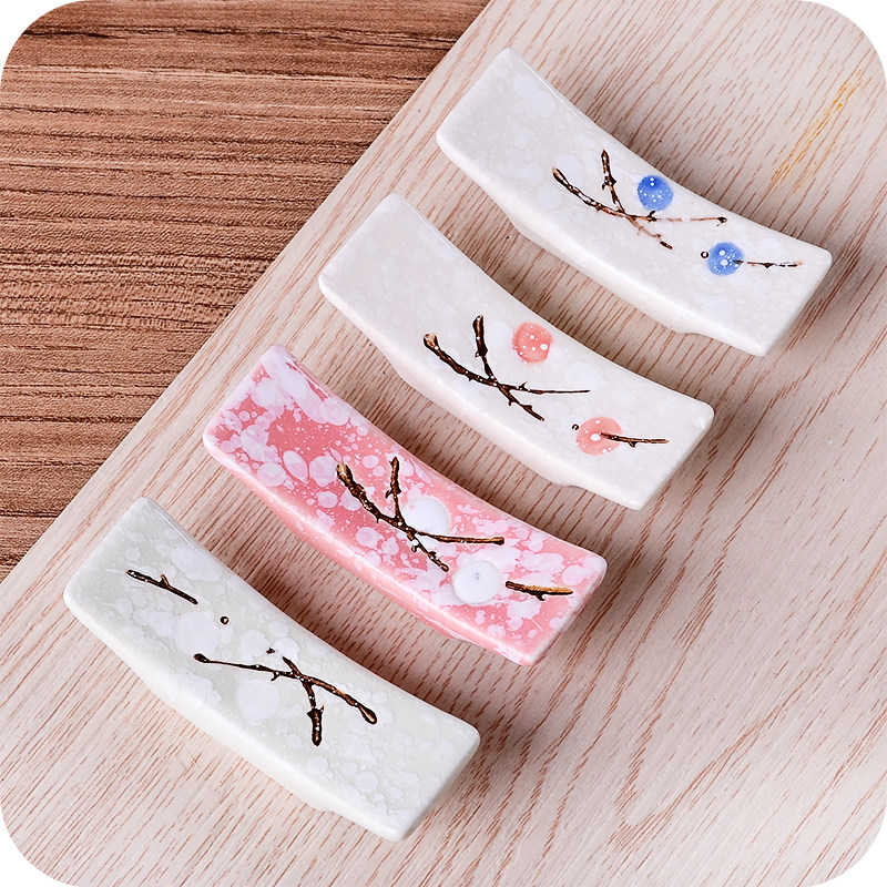 1/4/10Pc 日本の梅の花セラミック箸ホルダークリエイテ - Kitchen Gadgets Japanese のレビューと価格