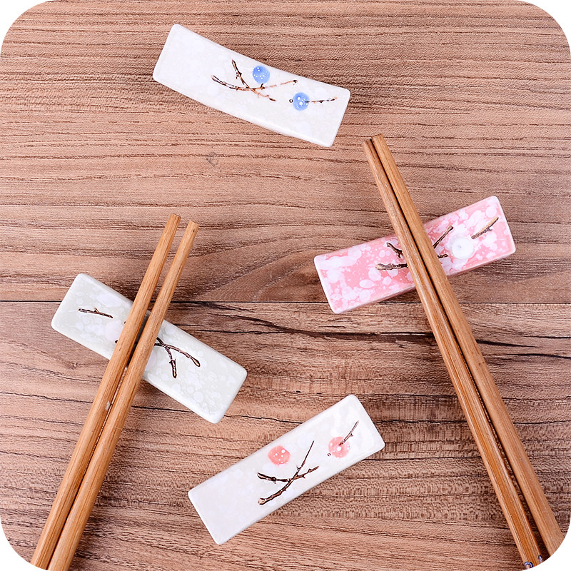 1/4/10Pc 日本の梅の花セラミック箸ホルダークリエイテ - Kitchen Gadgets Japanese のレビューと価格