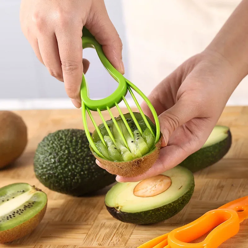 3 in 1 アボカドスライサー シアコアラー プラスチック - Kitchen Gadgets Hacks のレビューと価格